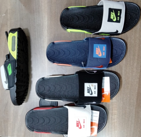 Nike Unisex slides size 40-45 flip flops 