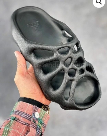Black Adidas Yeezy 450 Slide in sandals