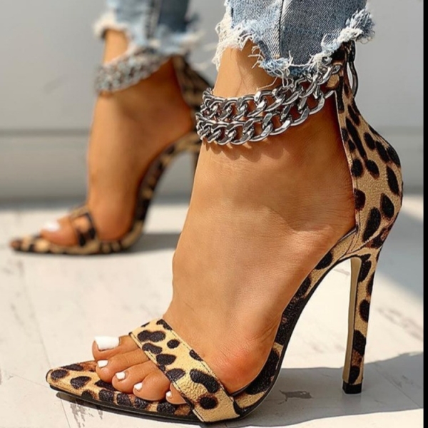 New Cheater spots design Fancy heels shoes