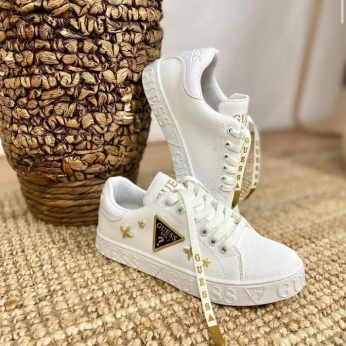 Guess Star Sneakers size:36/37 white thick sole long white with grey decorations with long matching shoe laces,soft and very confortable inner sole
