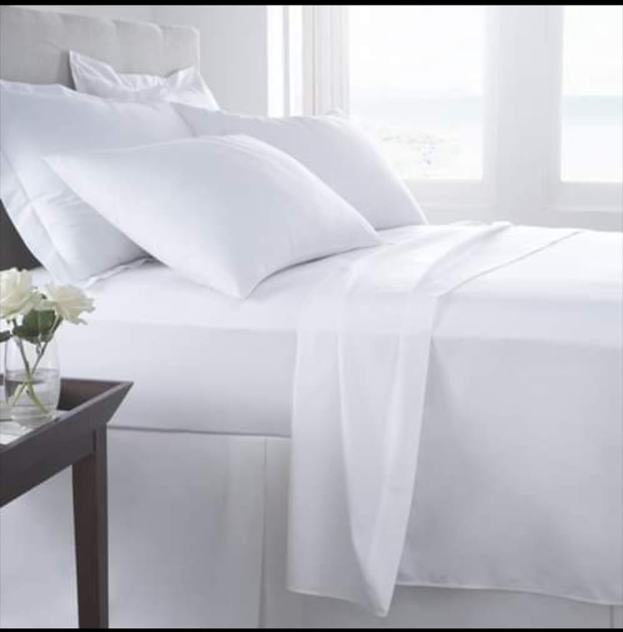 Buy 7*8 White Plain bedsheets 7*8 White Plain bedsheets//  1 flat bedsheet and 1 fitted bedsheets and 4 pillowcases