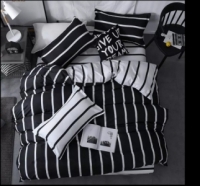 Black and white 6 by 6 duvet cover set