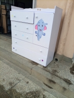 Durable white chest of drawers