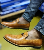 brown snake pattern decoration thick flat sole  official men wear Monk official restocked, ‼️ 40/41/42/43/44/45