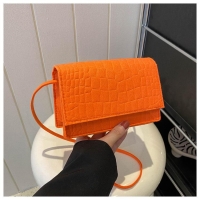 Trendy Orange In Fashion Designer Crocodile Pattern women handbag Large Capacity Shoulder Bags for female 2023 Casual Totes Felt Messenger Bag Sling bag