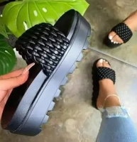 UBTAN Women Sandals Shoes for Women Brand Designer Platform Flip Flops Sandals High Quality Casual Beach Slippers Female (Color : Black, Size : 36-42 EU)