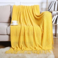 Yellow High quality Knitted throw blankets with tassel, keep warm in cold times.